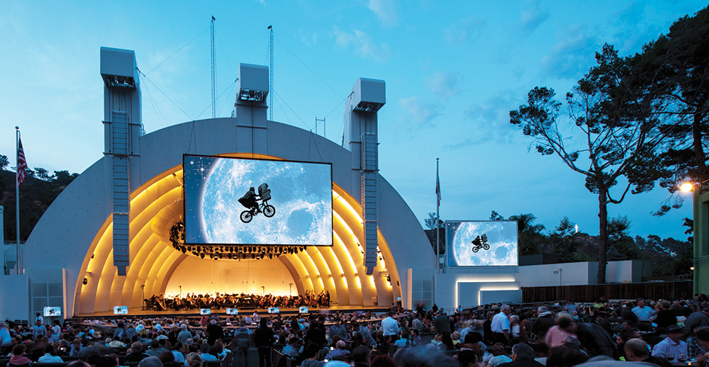 L'esecuzione all'Hollywood Bowl di E.T. diretta da David Newman