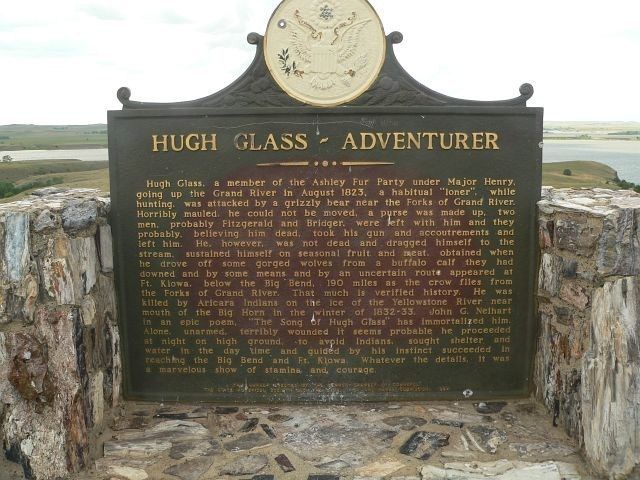 La targa in memoria di Hugh Glass