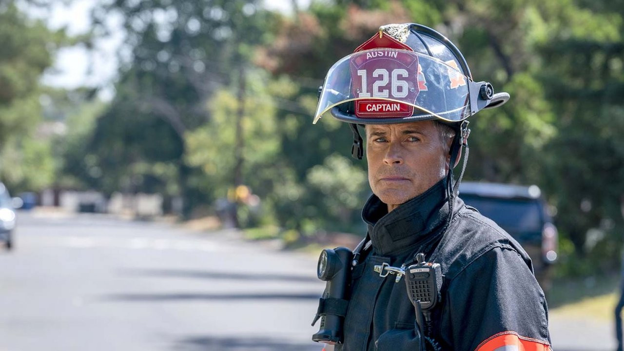 Rob Lowe in 9-1-1 Lone Star