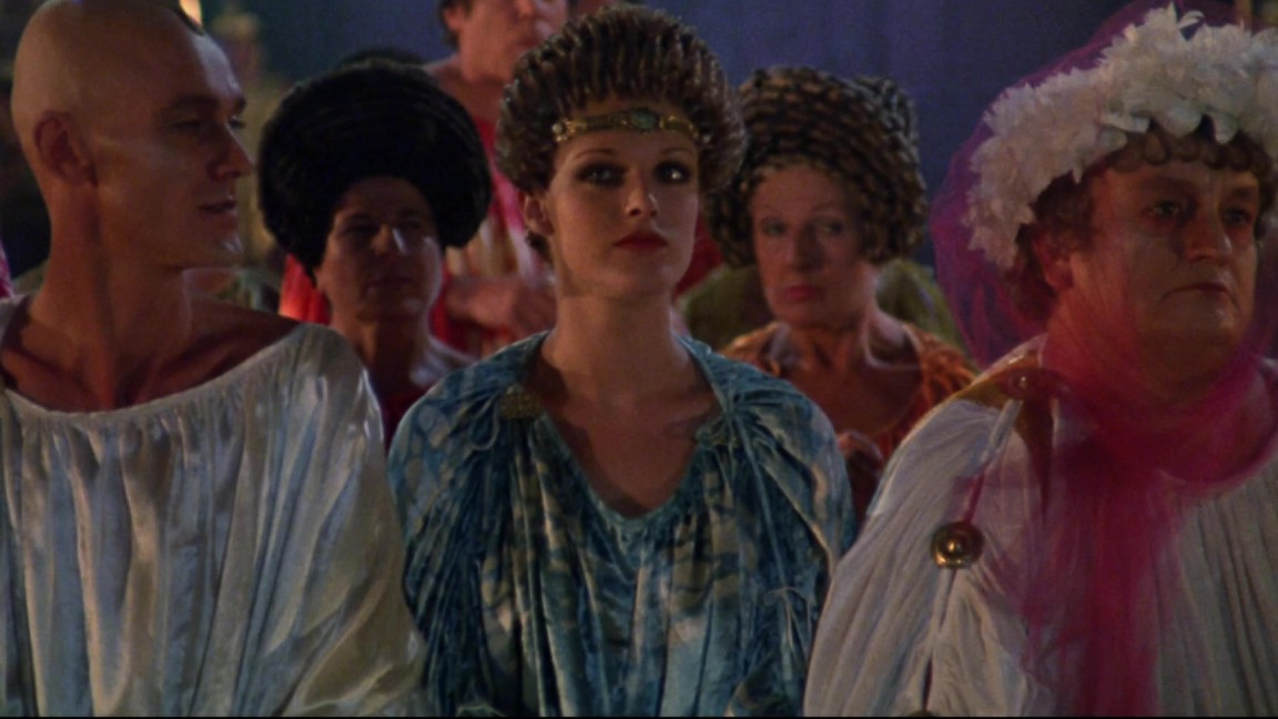 Giancarlo Badessi, Anneka Di Lorenzo (protagonista anche di Messalina, Messalina) e John Steiner in una scena di Caligola