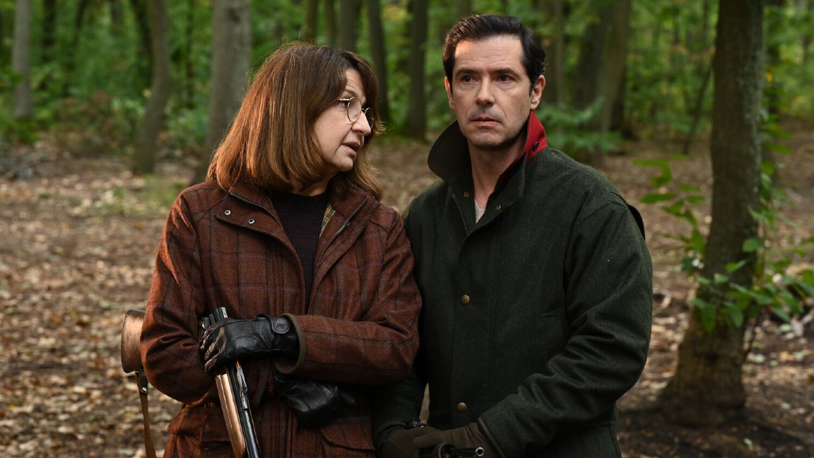 Valérie Lemercier e Melvil Poupaud in un momento del film