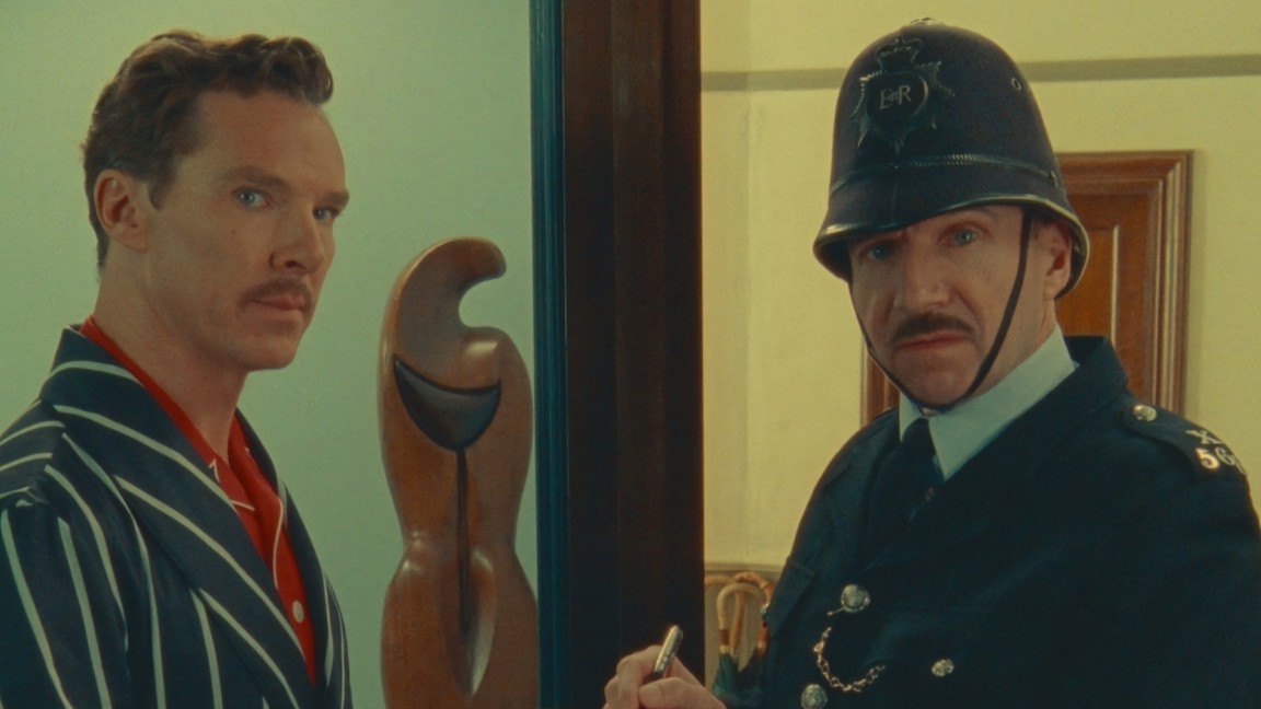 Benedict Cumberbatch e Ralph Fiennes in un momento del film