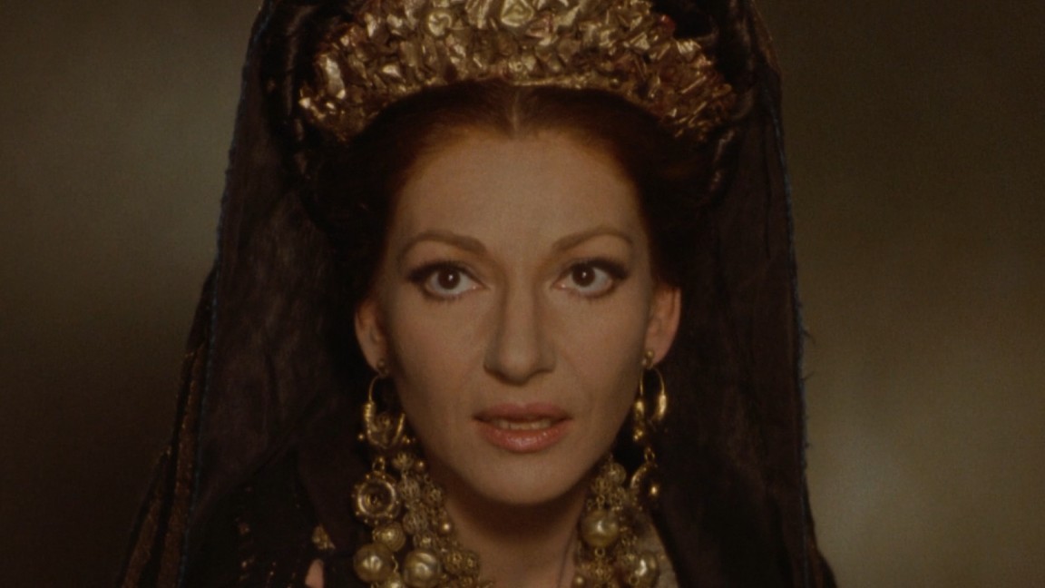 Maria Callas è Medea in un momento del film