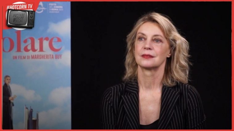 Margherita Buy in un momento della nostra intervista a proposito di Volare, al cinema dal 22 febbraio con Fandango