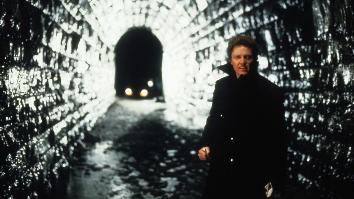 La Zona Morta di David Cronenberg è stato presentato in terra statunitense il 21 ottobre 1983