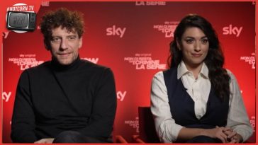 Liliana Fiorelli e Maurizio Lastrico durante la nostra intervista a proposito di Non ci resta che il crimine - La serie, dall'1 dicembre su Sky e NOW