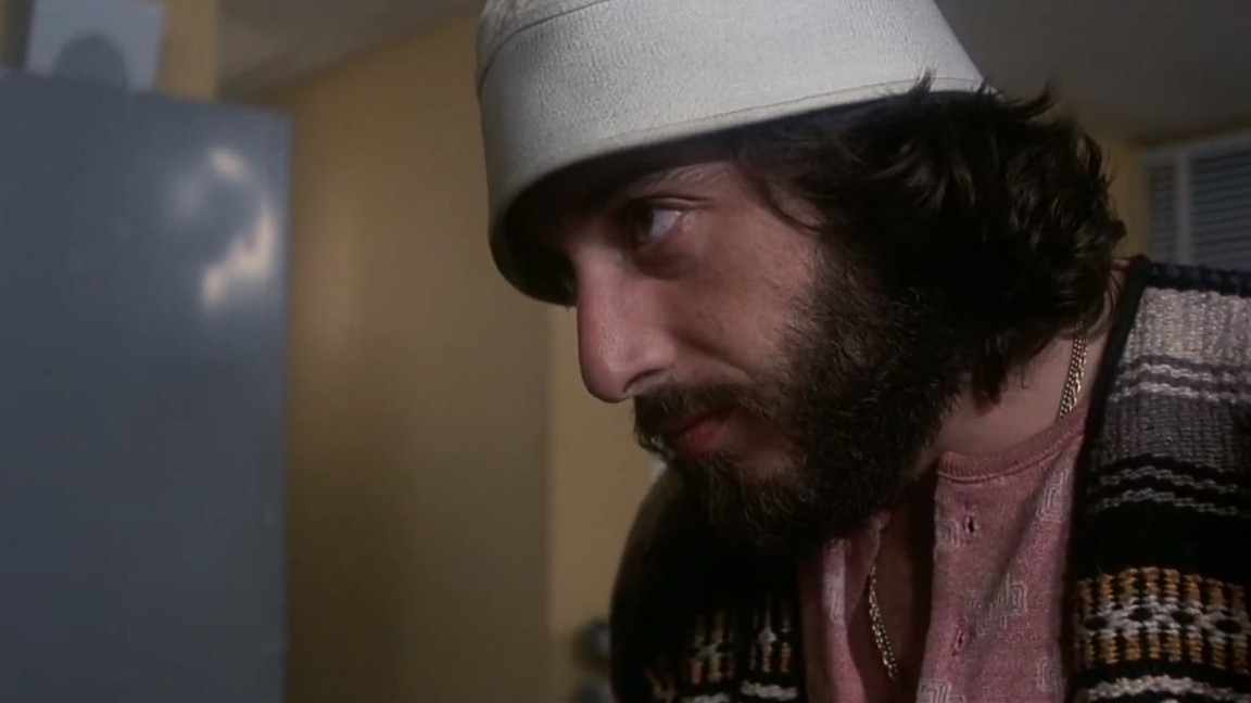 Da devoto del Metodo, Pacino lavorò in simbiosi con il "vero" Frank Serpico