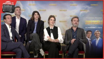 Ficarra e Picone, Francesco Amato, Maria Chiara Giannetta e Barbara Ronchi in un momento della nostra intervista per parlare di Santocielo, al cinema dal 14 dicembre