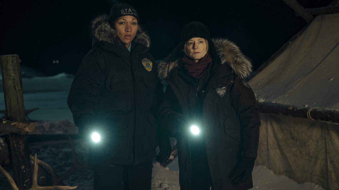 Jodie Foster e Kali Reis in una scena della quarta stagione