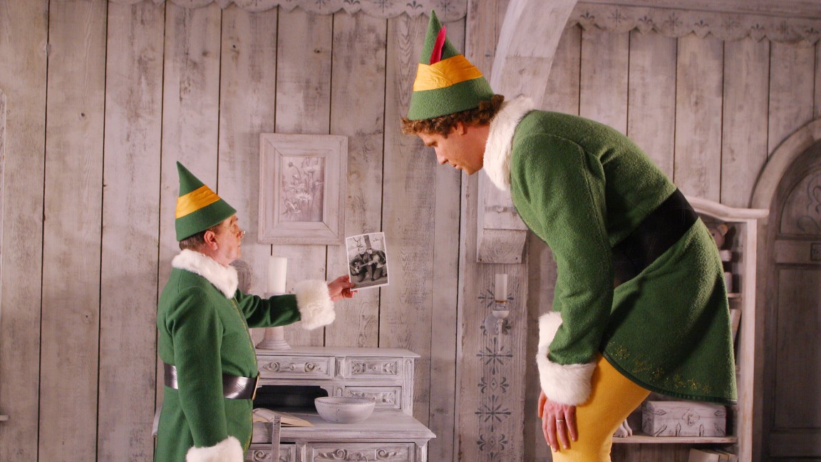 Bob Newhart e Will Ferrell in un momento di Elf - Un elfo di nome Buddy