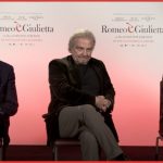 Sergio Castellitto, Giovanni Veronesi e Pilar Fogliati in un momento della nostra intervista per parlare di Romeo è Giulietta, ora al cinema con Vision Distribution