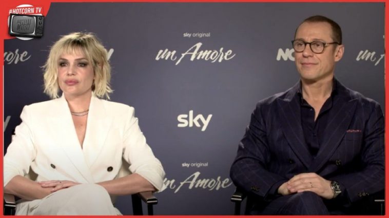 Micaela Ramazzotti e Stefano Accorsi in un momento della nostra intervista per parlare di Un Amore, su Sky e Now dal 16 febbraio