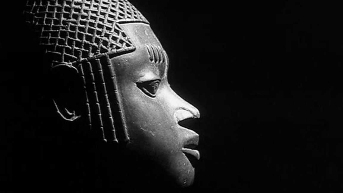 Anche le statue muoiono, cortometraggio di Alain Resnais e Chris Marker, è una delle dichiarate ispirazioni di Dahomey