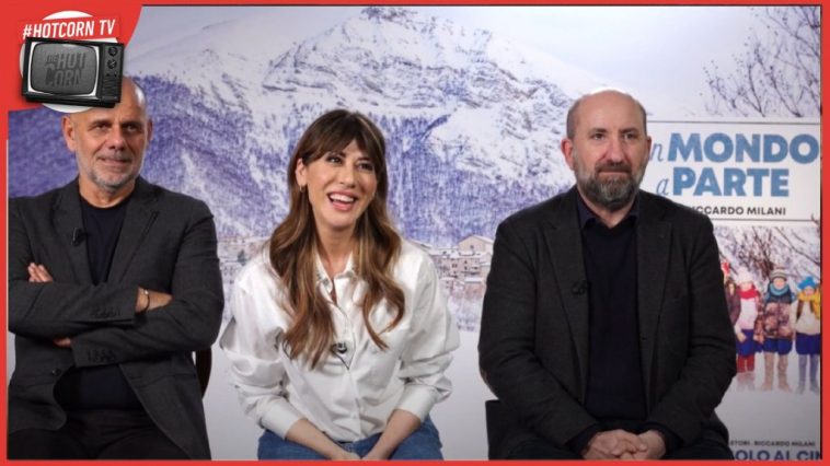 Riccardo Milani, Virginia Raffaele e Antonio Albanese in un momento della nostra intervista per parlare di Un mondo a parte, al cinema dal 28 marzo