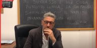 Sergio Castellitto dietro la scrivania al Centro Sperimentale di Cinematografia di Roma, in un momento della nostra intervista