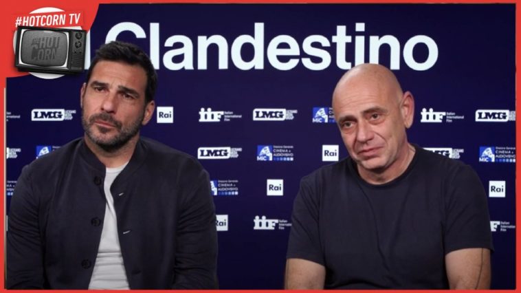 Edoardo Leo e Rolando Ravello in un momento della nostra intervista per parlare de Il Clandestino, in onda su Rai 1 a partire dall'8 aprile