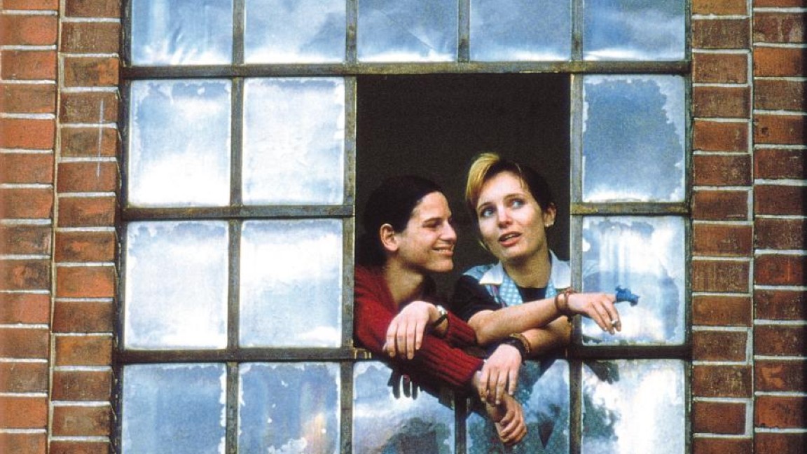 Bibiana Beglau e Nadja Uhl in una scena di Il silenzio dopo lo sparo, un film di Volker Schlöndorff