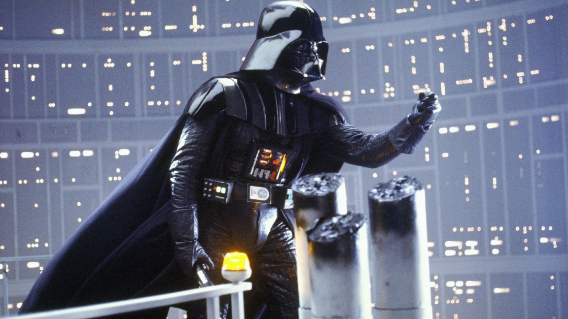 David Prowse in una scena di Star Wars: Episodio V – L'Impero Colpisce Ancora