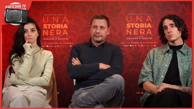 Lea Gavino, Leonardo D'Agostini, Andrea Carpenzano in un momento della nostra intervista per parlare di Una Storia Nera. Dal 16 maggio al cinema