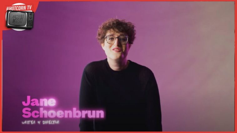 La regista e sceneggiatrice Jane Schoenbrun ci accompagna nei meandri di I Saw the TV Glow. Prossimamente...