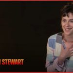 Kristen Stewart ci porta dietro le quinte di Love Lies Bleeding di Rose Glass, prossimamente al cinema con Lucky Red