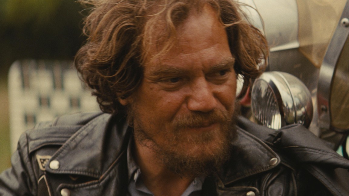 Michael Shannon in una scena di The Bikeriders