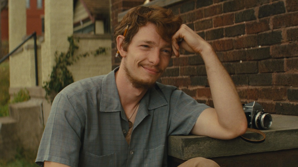 Nel cast anche Mike Faist