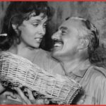 Gina Lollobrigida e Vittorio De Sica in una scena di Pane, Amore e Fantasia di Luigi Comencini, dall'11 al 18 luglio al cinema con Nexo Digital