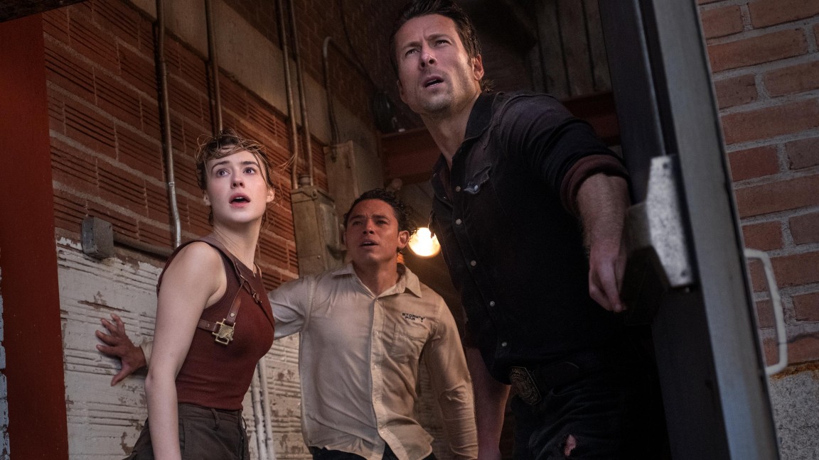 Daisy Edgar-Jones, Anthony Ramos e Glen Powell in un momento di Twisters