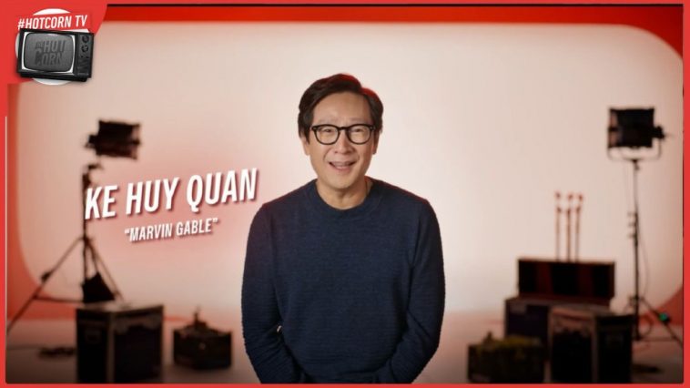 Ke Huy Quan ci accompagna dietro le quinte di Colpi d'Amore